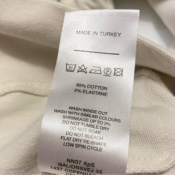 NN07 No Nationality Barrow 3383 crewneck beige cream campaign sweatshirt sweater - Picture 8 of 8